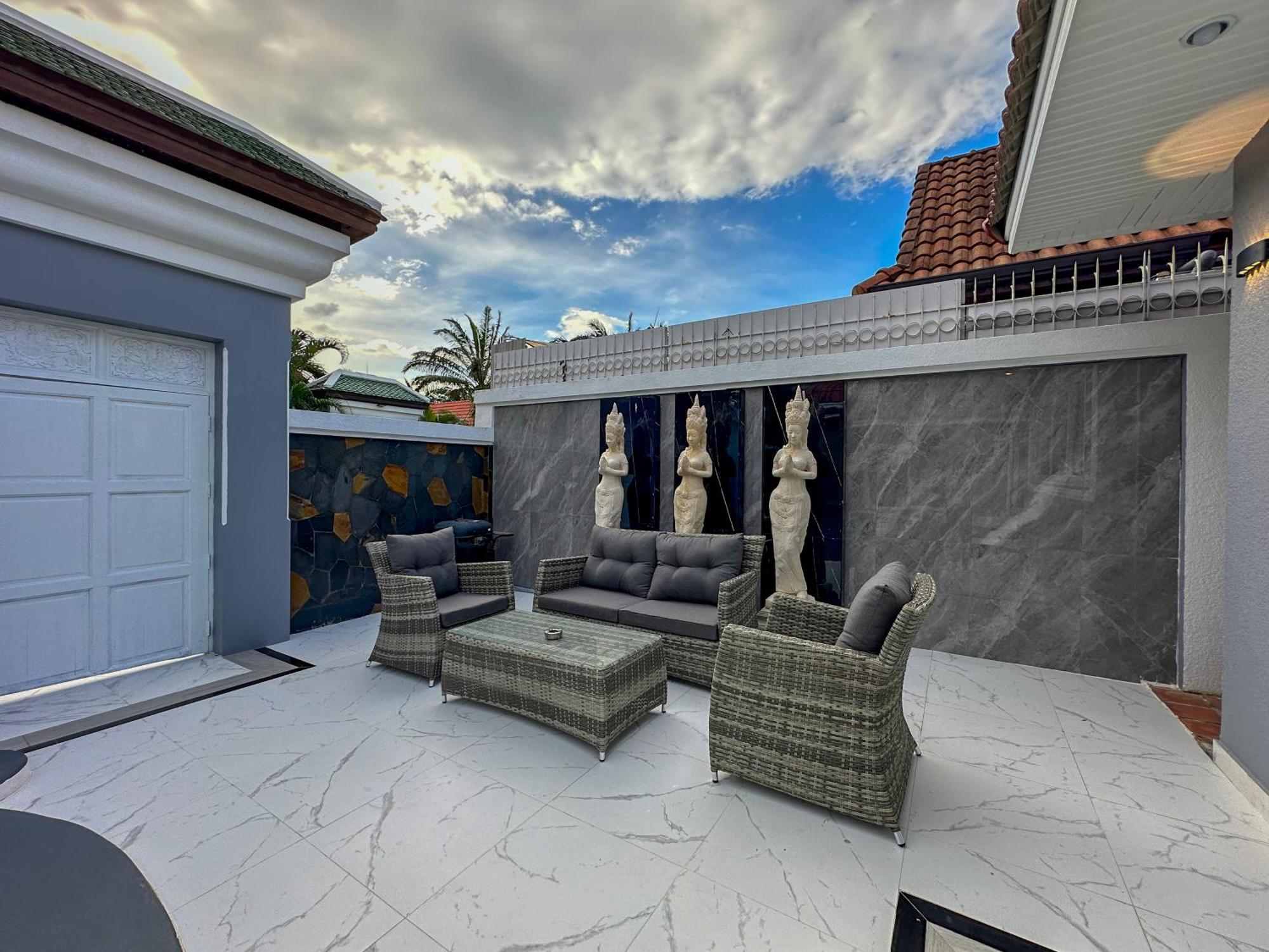 Villa View Talay Pool 67, Beach, Pattaya Jomtien Beach