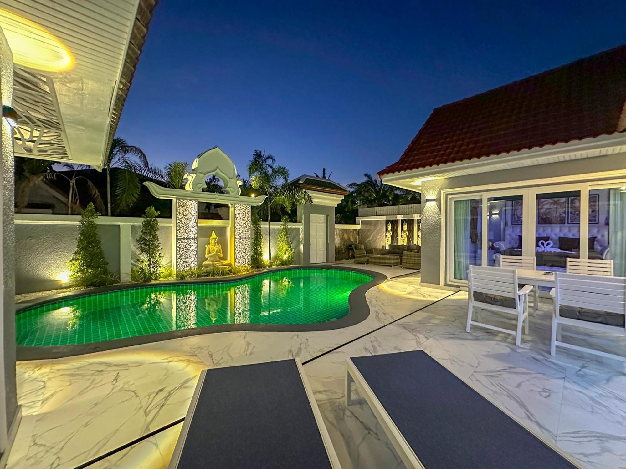 View Talay Pool 67, Beach, Pattaya Villa